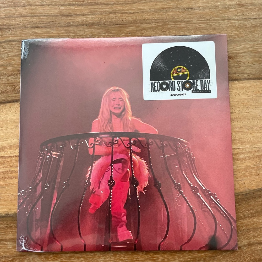 Sabrina Carpenter Feather 7 inch single Record Store Day 2024